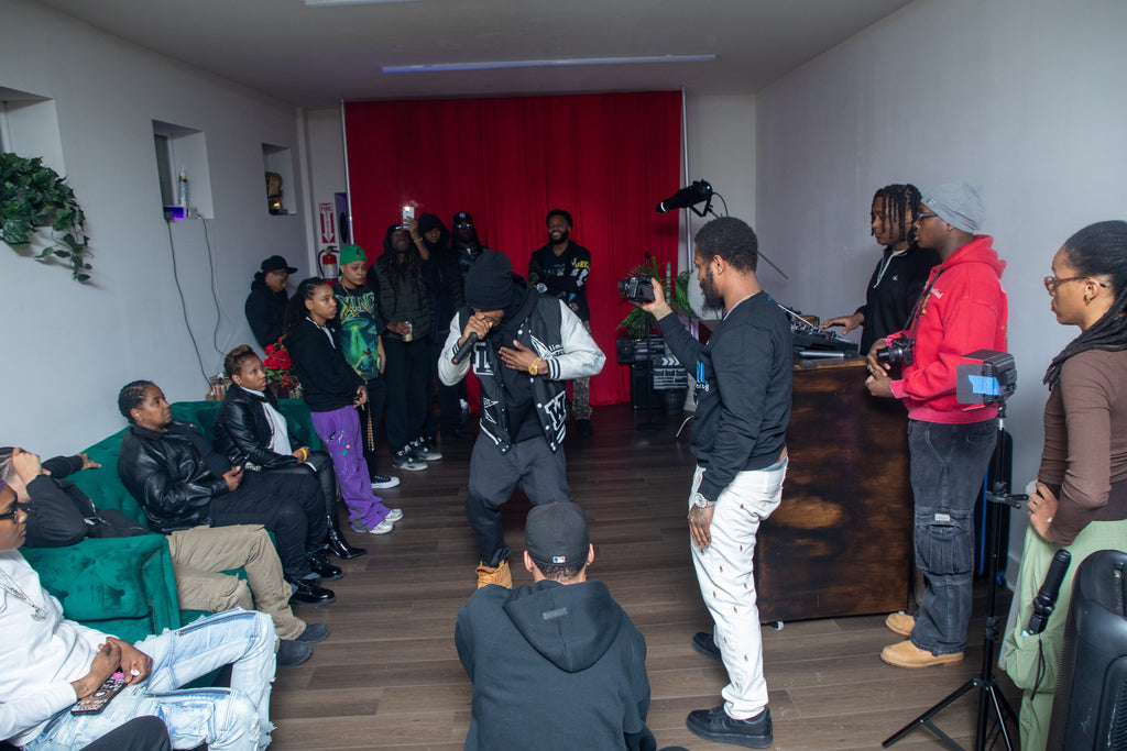 Klick & Flow: June 6